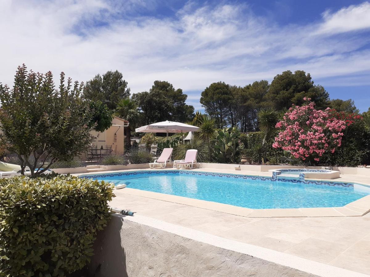 Gite Provencal Independant Avec Piscine Chauffee : Le Suy Bien Flayosc Kültér fotó