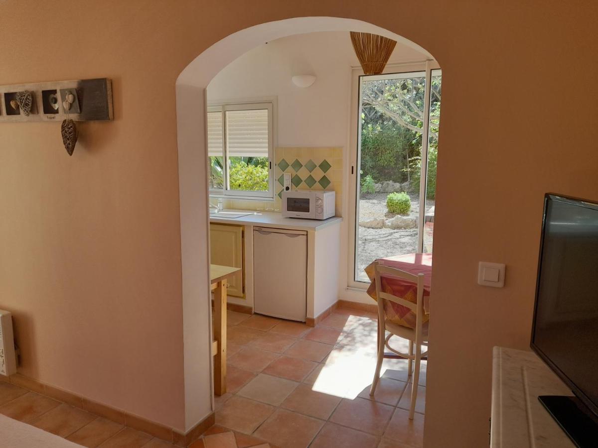 Gite Provencal Independant Avec Piscine Chauffee : Le Suy Bien Flayosc Kültér fotó